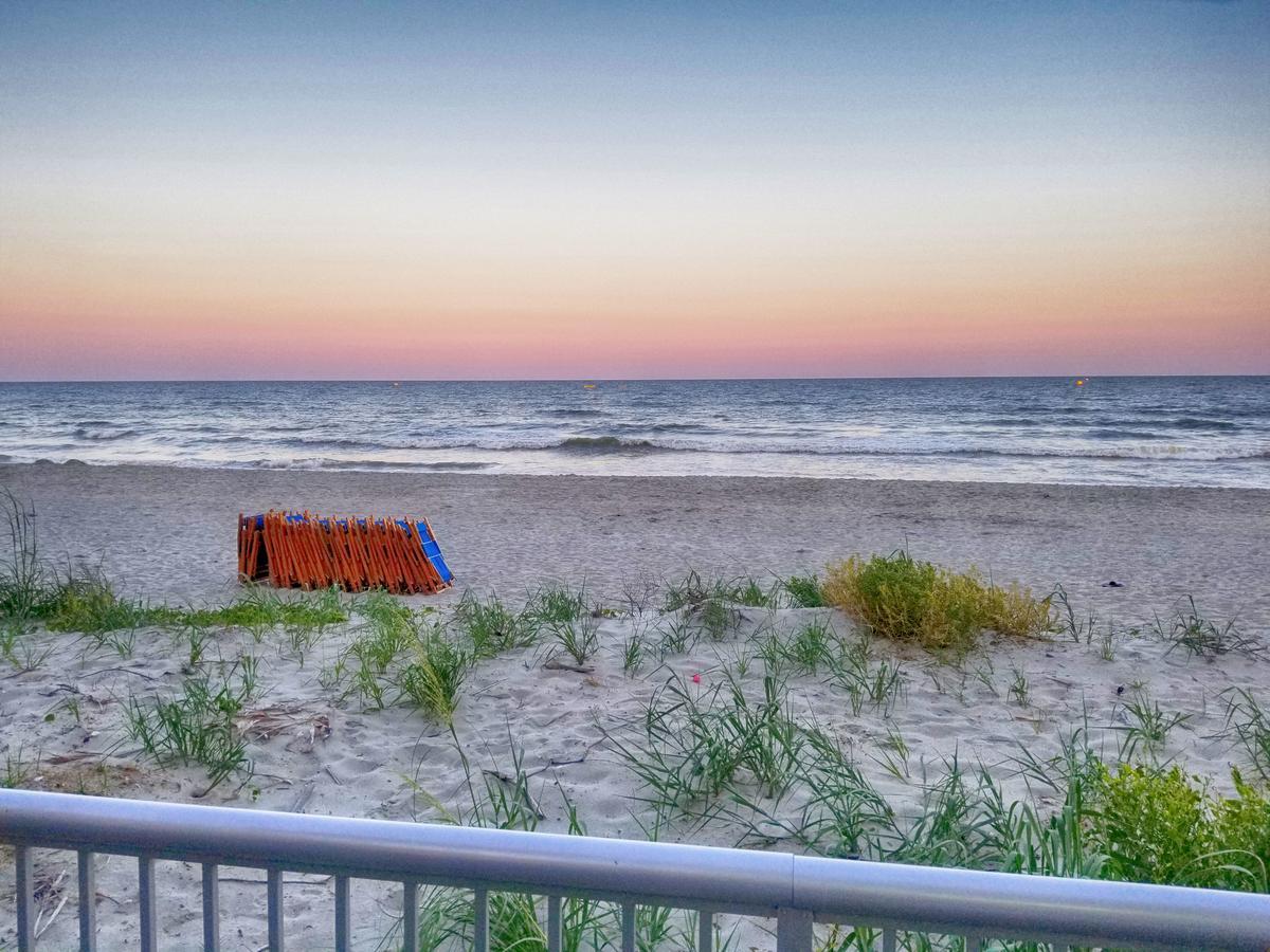 New Modern, Direct Oceanfront, Boardwalk, Views! Apartment Myrtle Beach Exterior photo